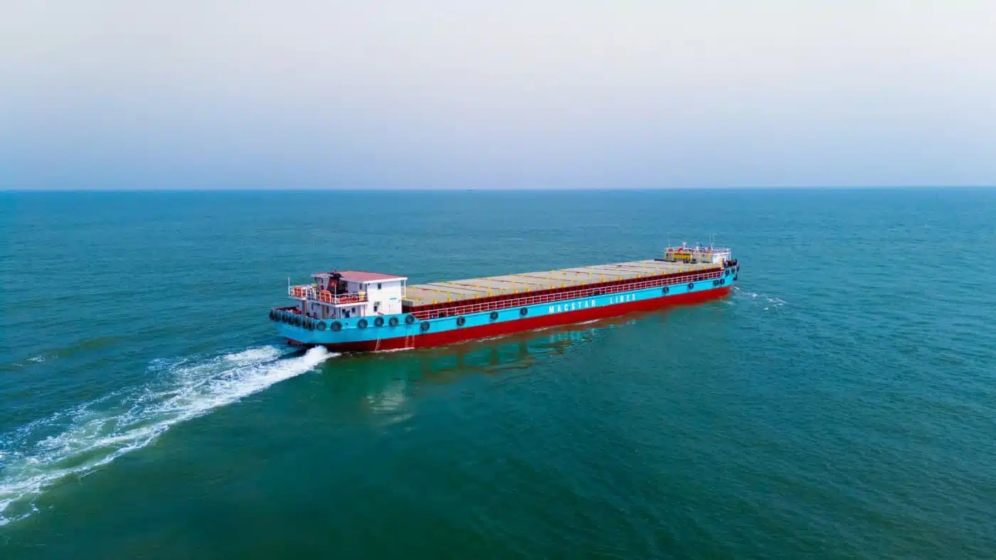 Tàu Container Macstar Lạch Huyện